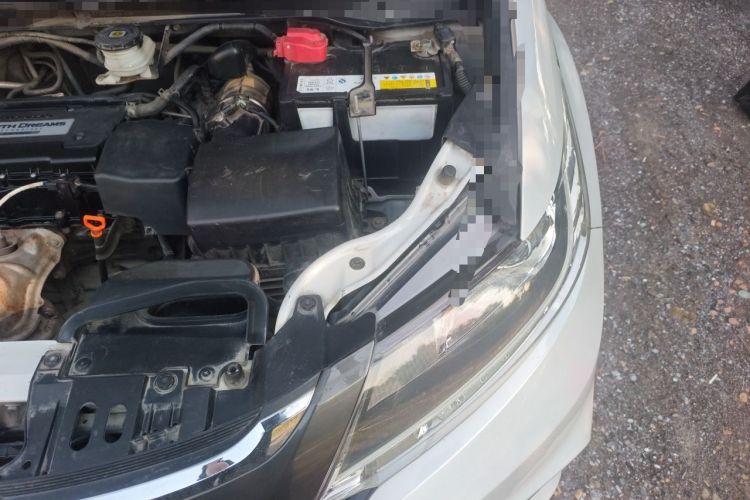 Used Honda Odyssey 2018 2.4L Luxury Edition Engine Bay Left