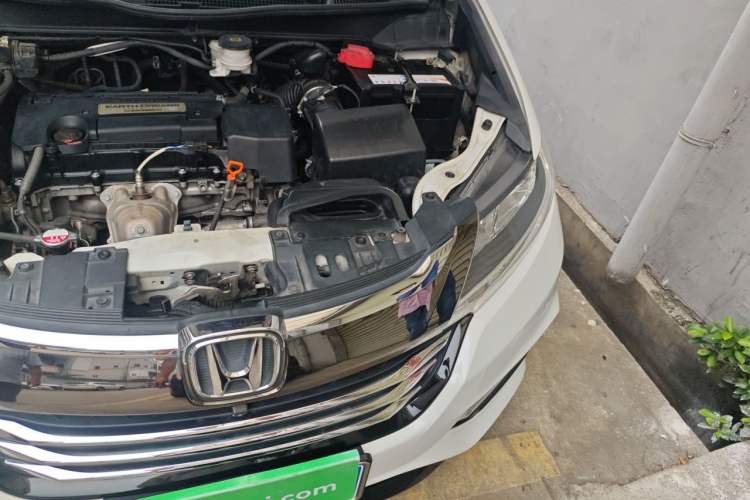 Used Honda Odyssey 2018 2.4L Luxury Edition Engine Bay Left