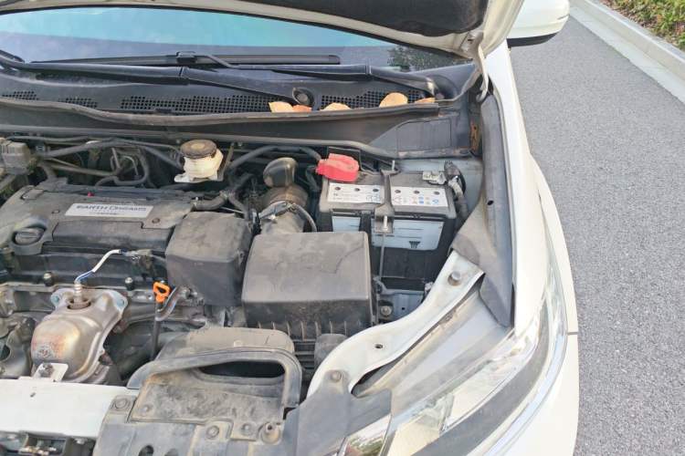 Used Honda Odyssey 2018 2.4L Luxury Edition Engine Bay Left