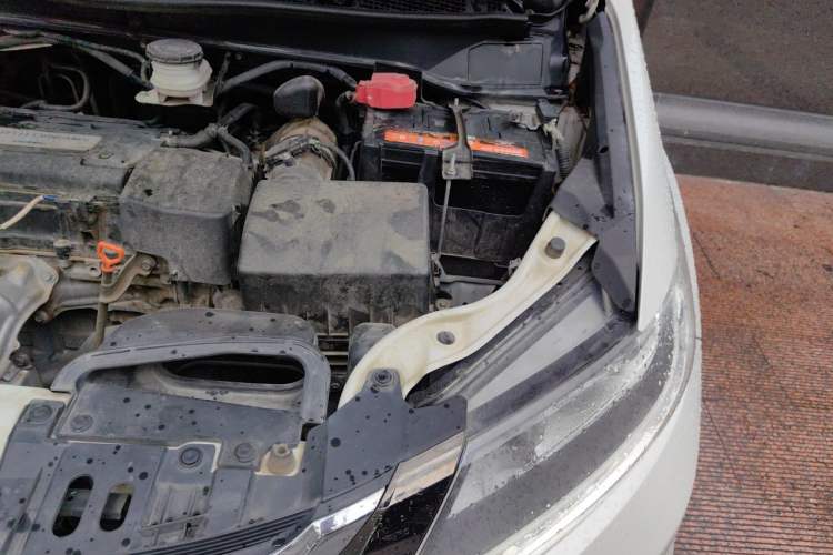 Used Honda Odyssey 2018 2.4L Luxury Edition Engine Bay Left