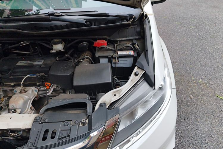 Used Honda Odyssey 2018 2.4L Smart Edition Engine Bay Left