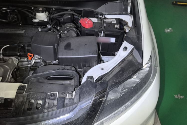 Used Honda Odyssey 2018 2.4L Smart Edition Engine Bay Left