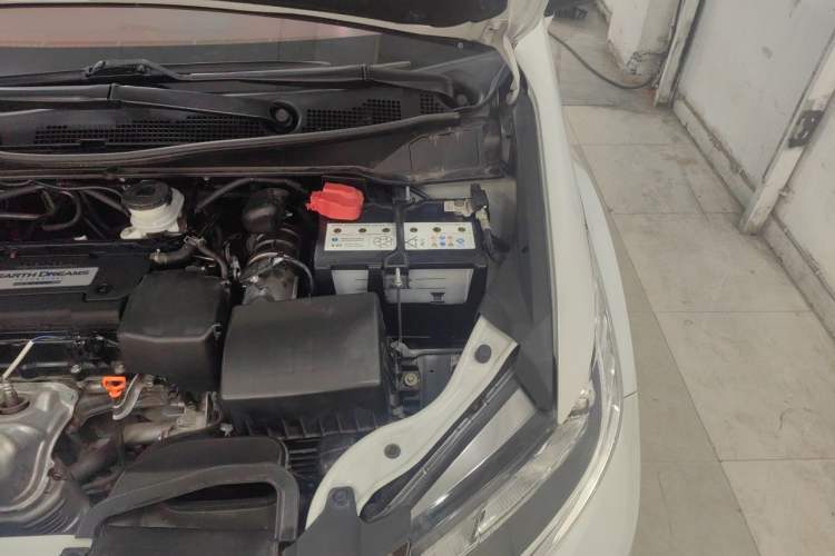 Used Honda Odyssey 2018 2.4L Smart Edition Engine Bay Left