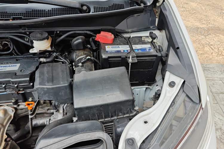 Used Honda Odyssey 2018 2.4L Luxury Edition Engine Bay Left