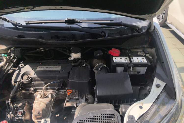 Used Honda Odyssey 2018 2.4L Smart Edition Engine Bay Left