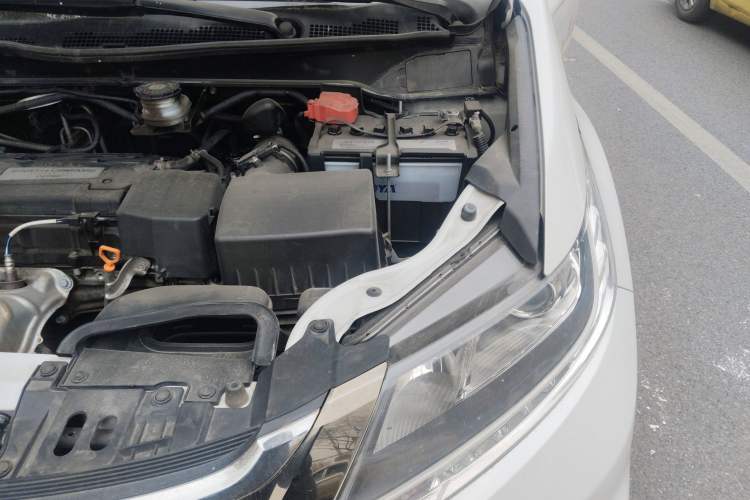 Used Honda Odyssey 2018 2.4L Luxury Edition Engine Bay Left
