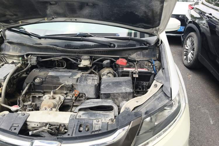 Used Honda Odyssey 2018 2.4L Luxury Edition Engine Bay Left