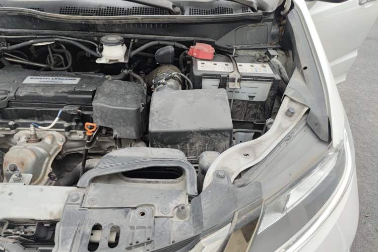 Used Honda Odyssey 2018 2.4L Smart Edition Engine Bay Left