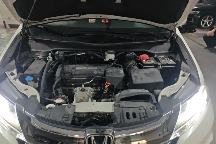 Used Honda Odyssey 2018 2.4L Smart Edition Engine Bay