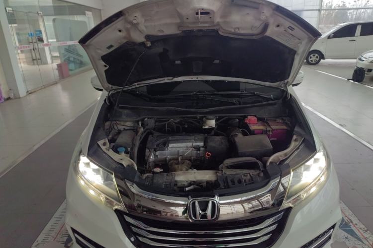 Used Honda Odyssey 2018 2.4L Smart Edition Engine Bay