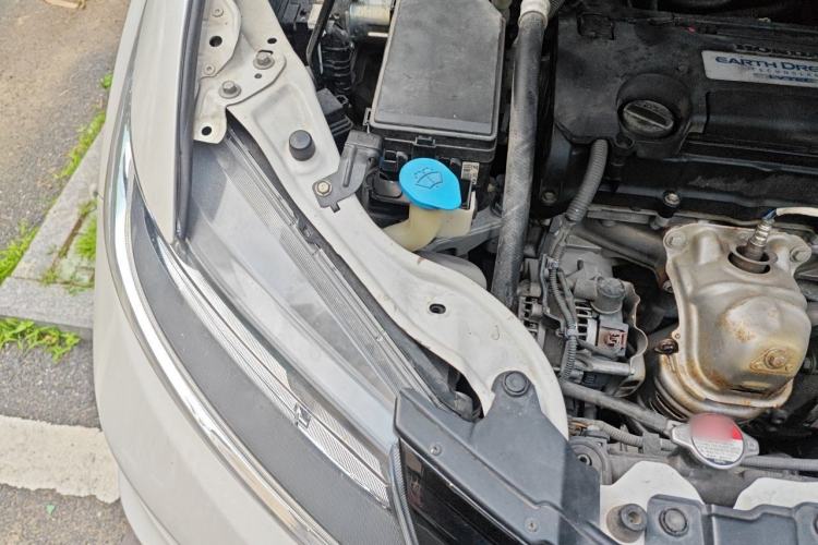 Used Honda Odyssey 2018 2.4L Luxury Edition Engine Bay Right