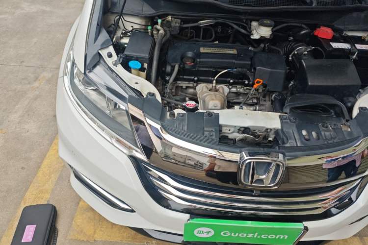 Used Honda Odyssey 2018 2.4L Luxury Edition Engine Bay Right
