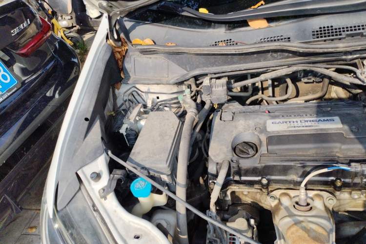 Used Honda Odyssey 2018 2.4L Smart Edition Engine Bay Right
