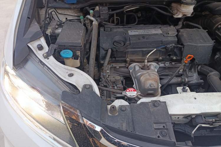 Used Honda Odyssey 2018 2.4L Smart Edition Engine Bay Right