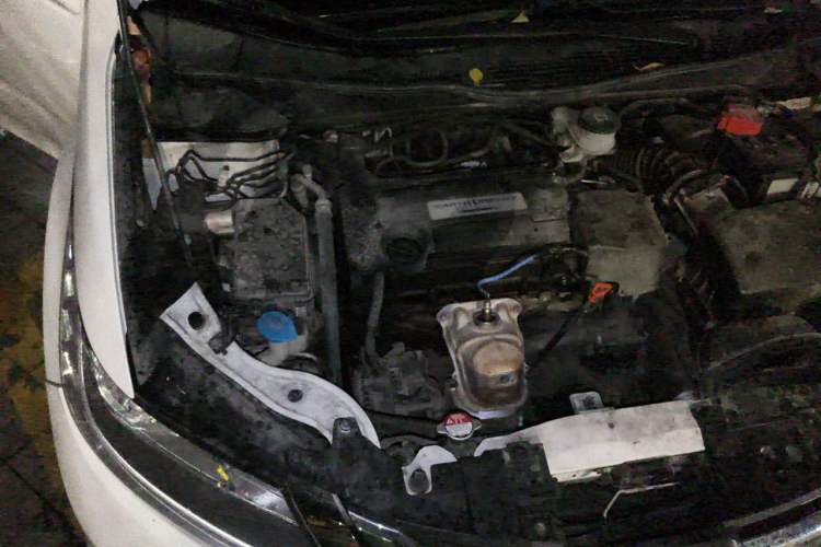 Used Honda Odyssey 2018 2.4L Luxury Edition Engine Bay Right