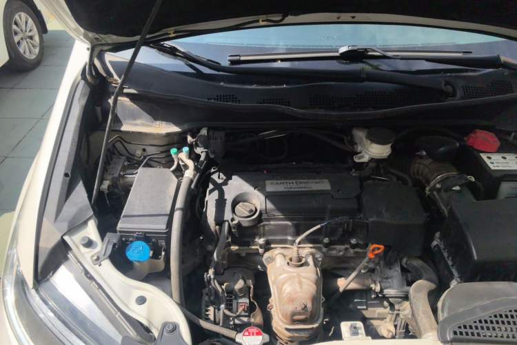 Used Honda Odyssey 2018 2.4L Smart Edition Engine Bay Right