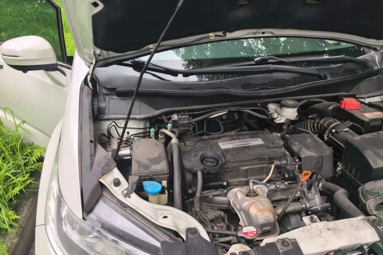 Used Honda Odyssey 2018 2.4L Luxury Edition Engine Bay Right