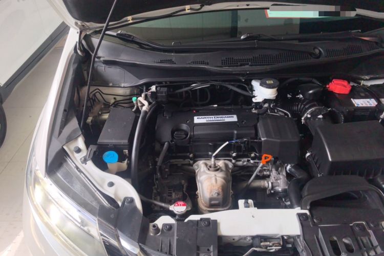 Used Honda Odyssey 2018 2.4L Smart Edition Engine Bay Right