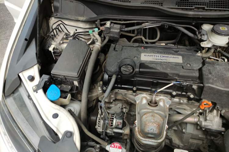 Used Honda Odyssey 2018 2.4L Smart Edition Engine Bay Right