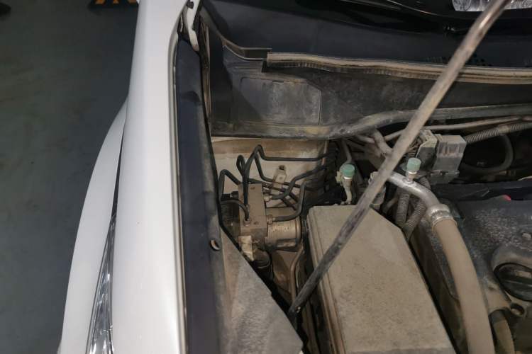 Used Honda Odyssey 2018 2.4L Smart Edition Engine Bay Right
