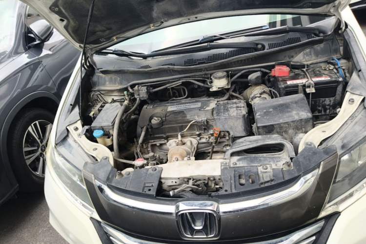 Used Honda Odyssey 2018 2.4L Luxury Edition Engine Bay Right