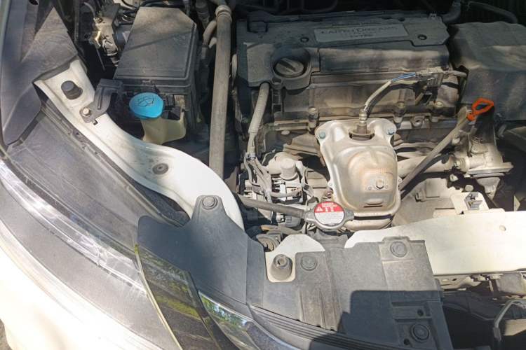 Used Honda Odyssey 2018 2.4L Smart Edition Engine Bay Right