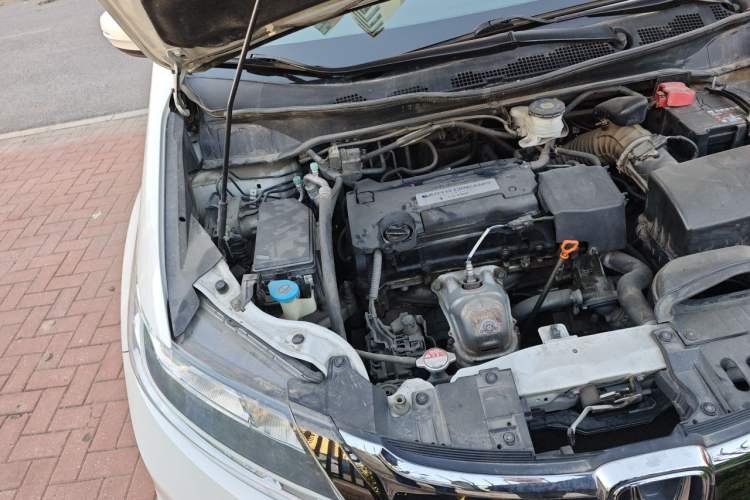 Used Honda Odyssey 2018 2.4L Luxury Edition Engine Bay Right