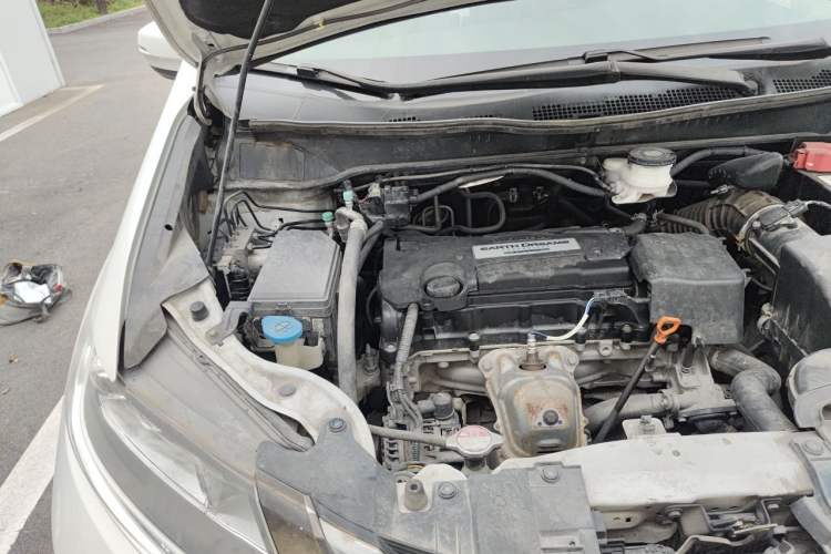 Used Honda Odyssey 2018 2.4L Smart Edition Engine Bay Right