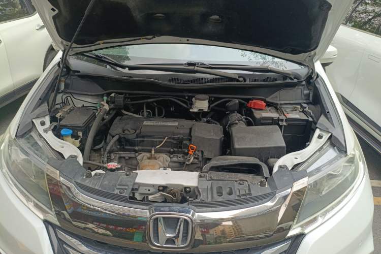 Used Honda Odyssey 2018 2.4L Smart Edition Engine Bay