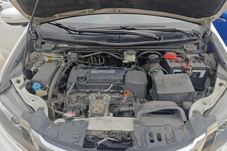 Used Honda Odyssey 2018 2.4L Smart Edition Engine Bay