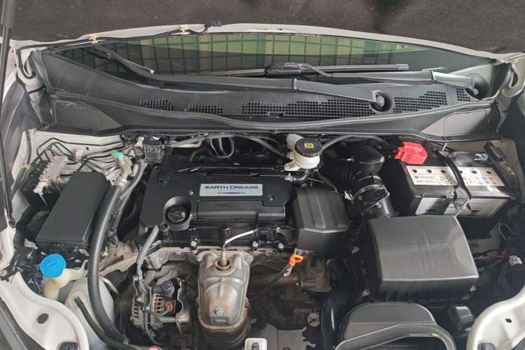 Used Honda Odyssey 2018 2.4L Luxury Edition Engine Bay