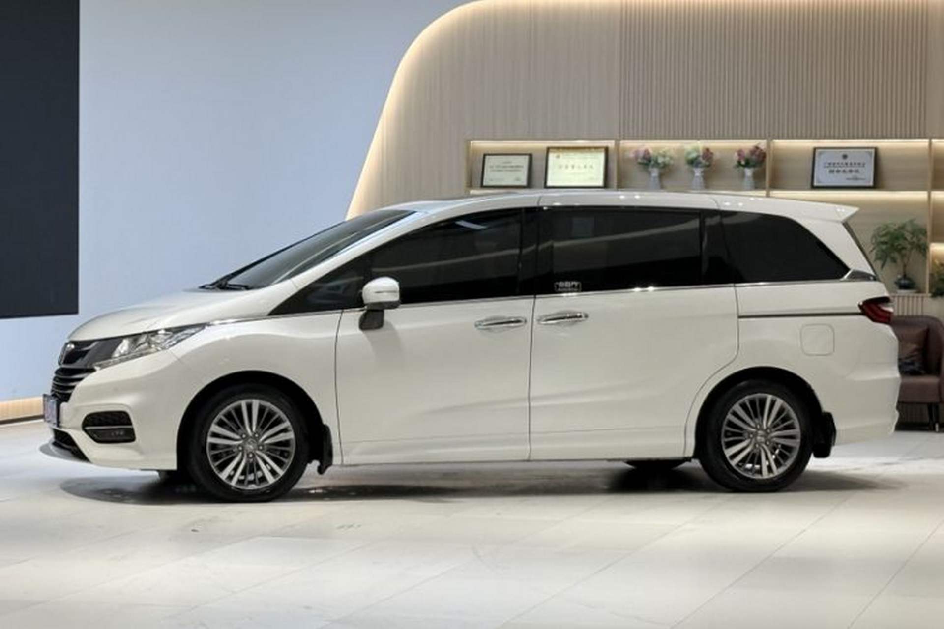 Used Honda Odyssey 2018 2.4L Luxury Edition Exterior 1