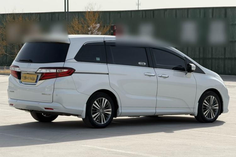 Used Honda Odyssey 2018 2.4L Luxury Edition Exterior 11