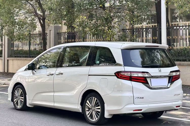 Used Honda Odyssey 2018 2.4L Luxury Edition Exterior 2