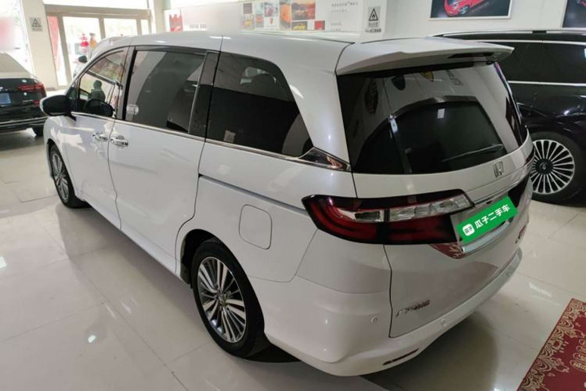 Used Honda Odyssey 2018 2.4L Luxury Edition Exterior 2