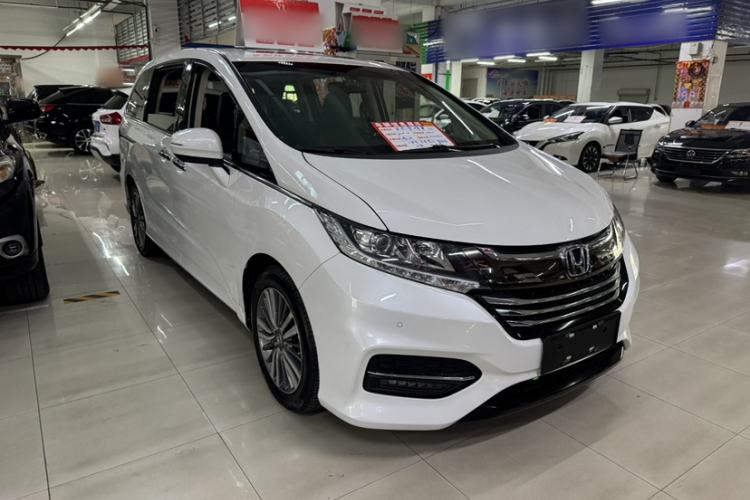 Used Honda Odyssey 2018 2.4L Luxury Edition Exterior 2