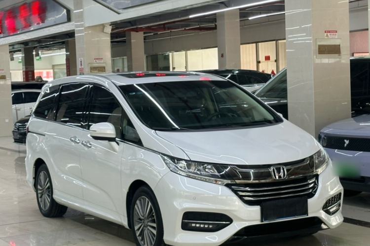 Used Honda Odyssey 2018 2.4L Luxury Edition Exterior 3