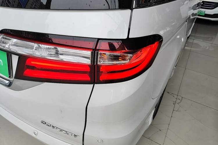 Used Honda Odyssey 2018 2.4L Smart Edition Exterior 3