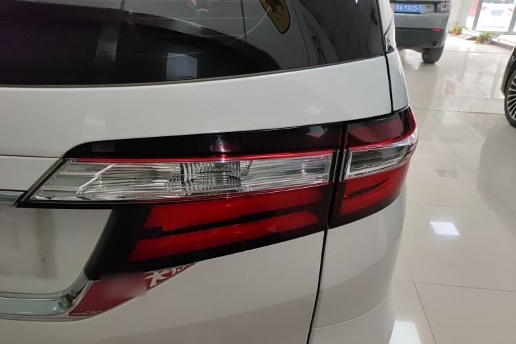 Used Honda Odyssey 2018 2.4L Luxury Edition Exterior 3