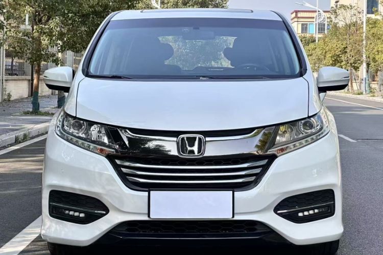 Used Honda Odyssey 2018 2.4L Luxury Edition Exterior 4