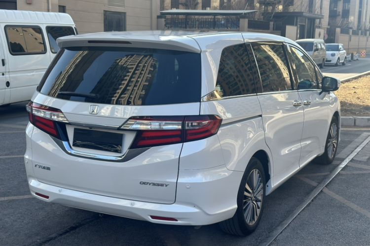 Used Honda Odyssey 2018 2.4L Smart Edition Exterior 4