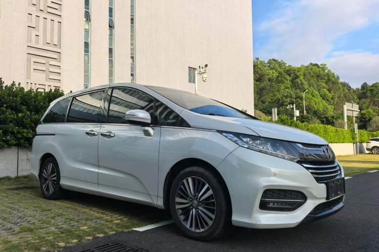 Used Honda Odyssey 2018 2.4L Smart Edition Exterior 4