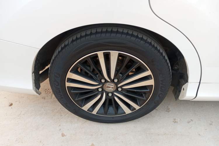 Used Honda Odyssey 2018 2.4L Luxury Edition Exterior 4
