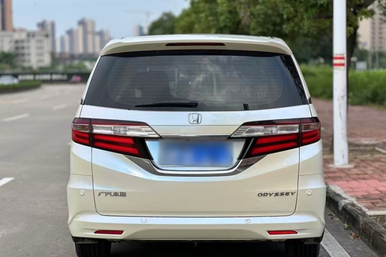 Used Honda Odyssey 2018 2.4L Luxury Edition Exterior 4