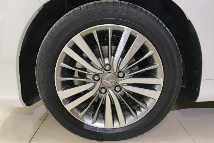 Used Honda Odyssey 2018 2.4L Luxury Edition Exterior 4