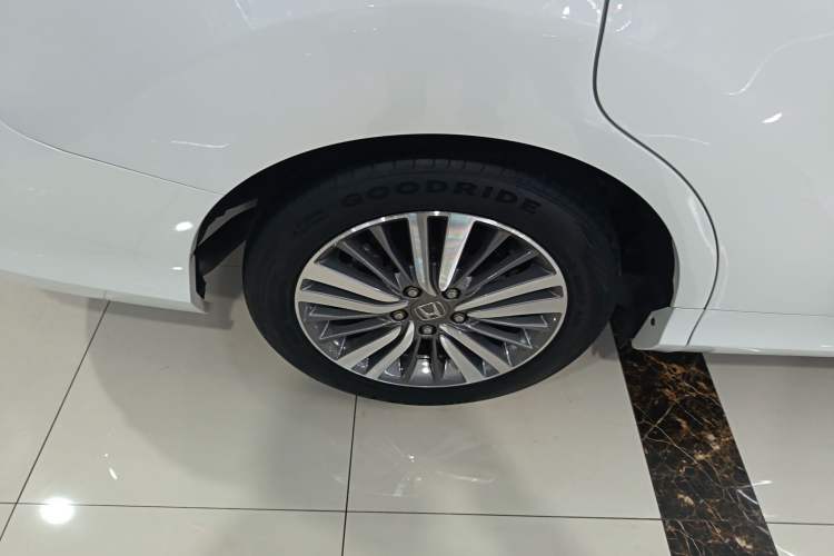 Used Honda Odyssey 2018 2.4L Supreme Edition Exterior 5
