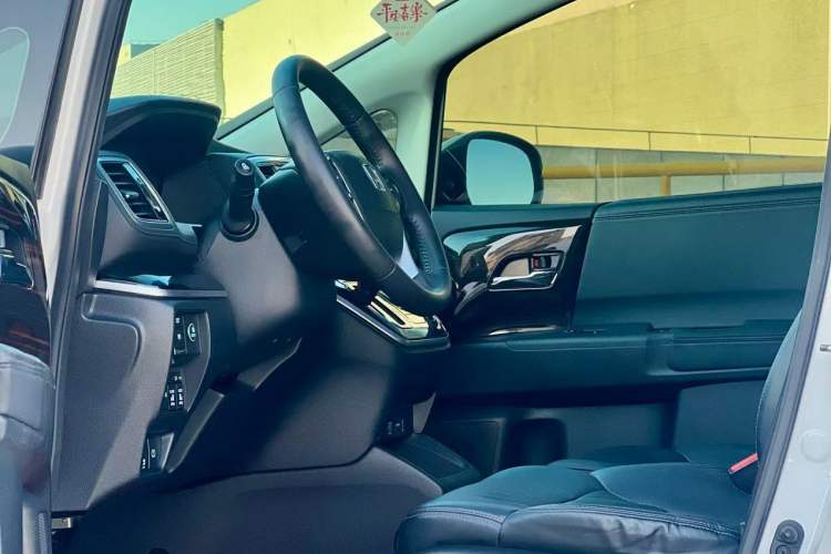 Used Honda Odyssey 2018 2.4L Smart Edition Exterior 6