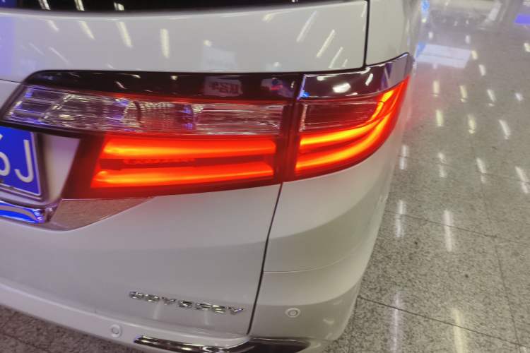Used Honda Odyssey 2018 2.4L Smart Edition Exterior 6