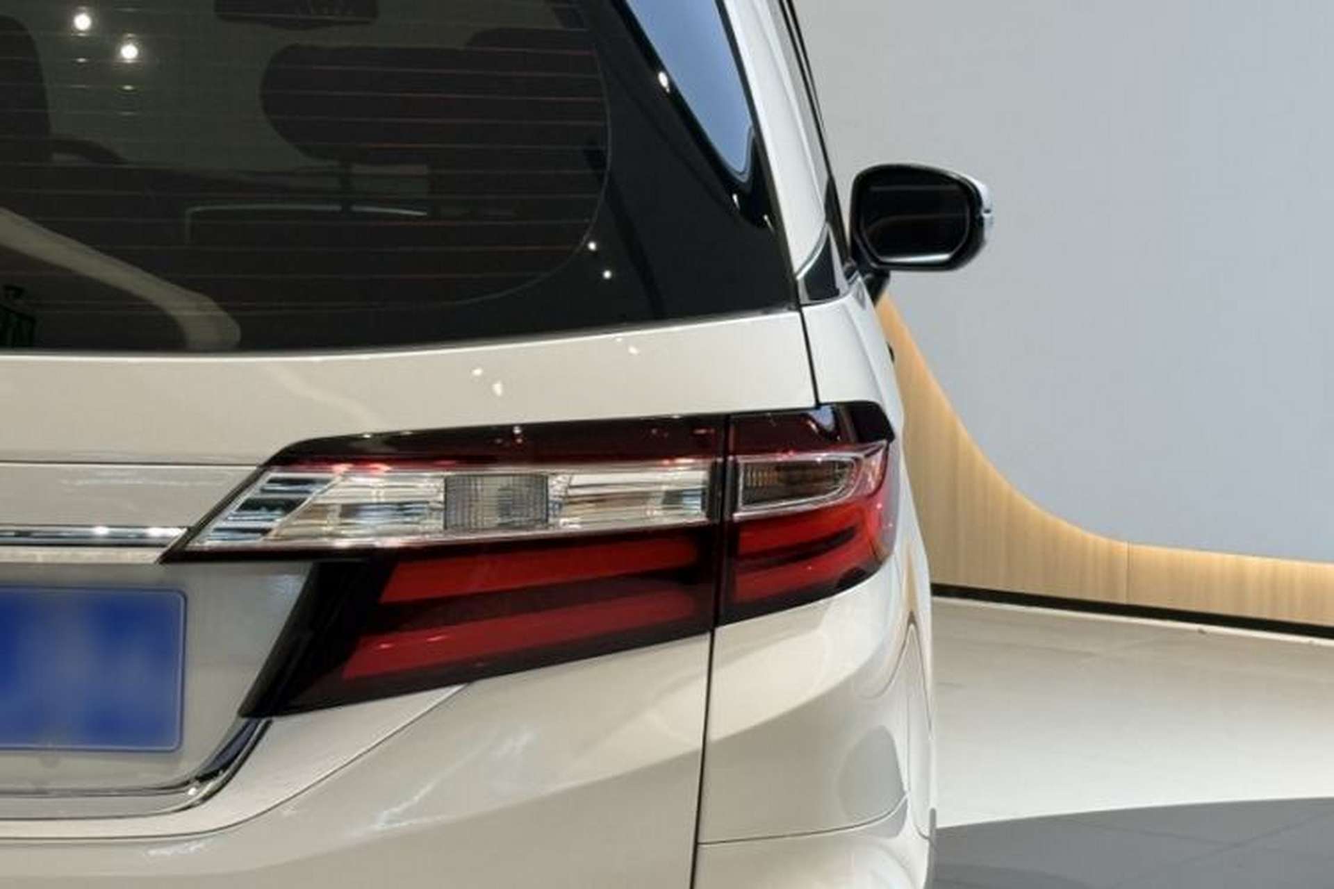 Used Honda Odyssey 2018 2.4L Luxury Edition Exterior 6