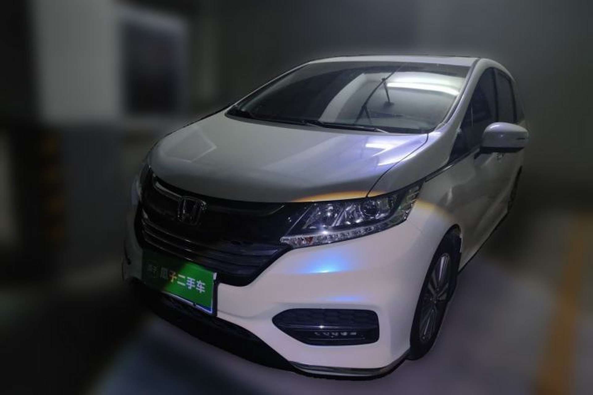 Used Honda Odyssey 2018 2.4L Luxury Edition Front Left 45 Deg